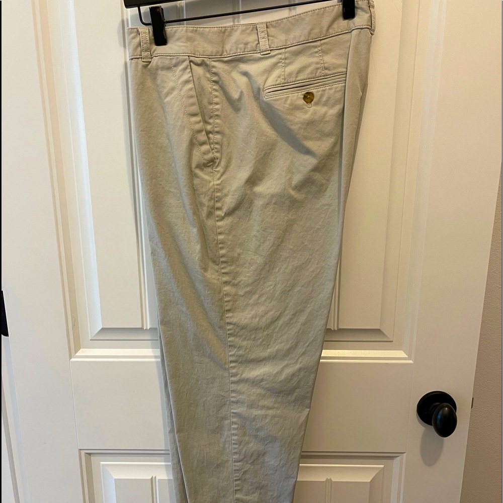 Talbots The Weekend, cropped chinos. EUC